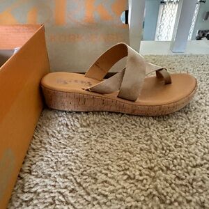 Kork ease Penley gold sandal size 6